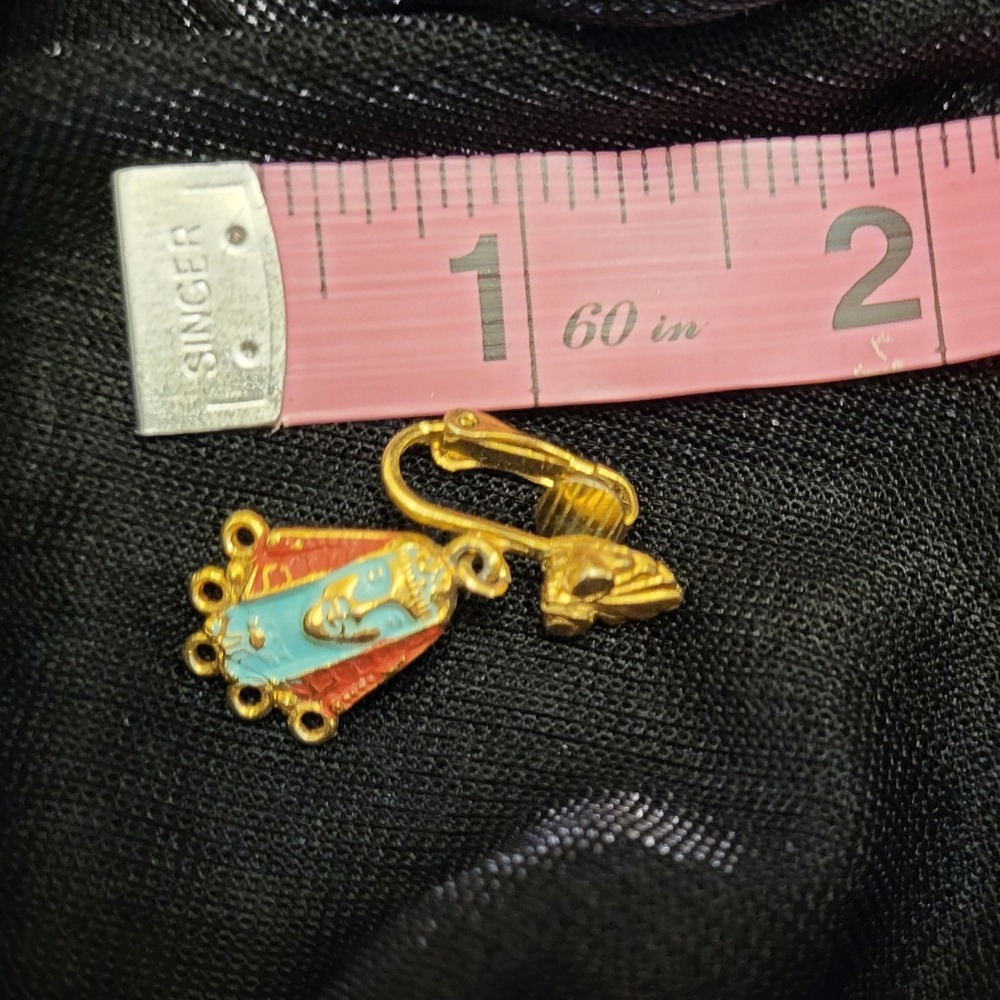 ART Brand Clip-on Gold Pharoah Egyptian Earrings Vintage Antique Stamped Signed - Picture 7 of 7